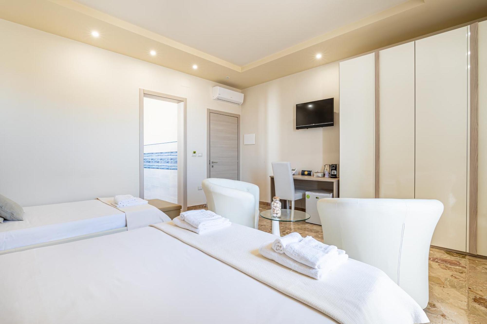 加利波利Dei Del Mare Extra Luxury住宿加早餐旅馆 外观 照片